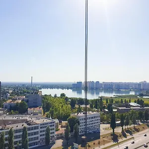 новая дизайнерская 5 мин пешком м бориспольская м вырлица Апартаменты